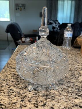 Anna Hutte 10” candy dish